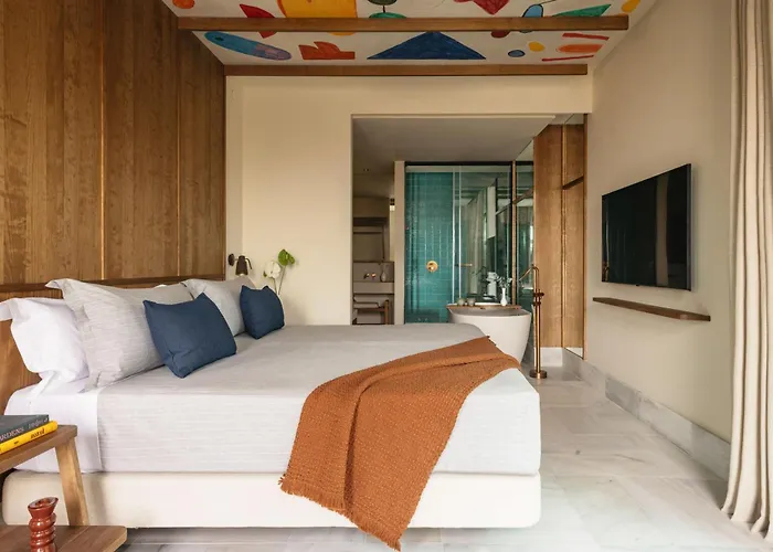Me Hotel 5*