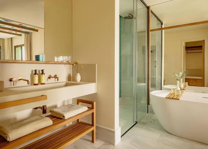 Hotel Me 5*